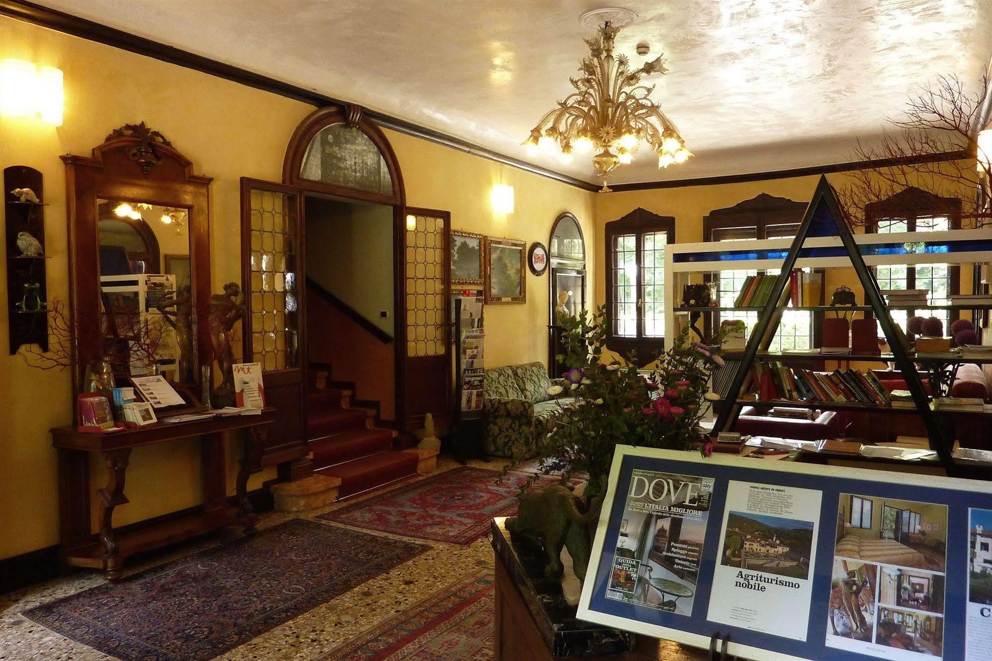 Villa Alberti 돌로 외부 사진