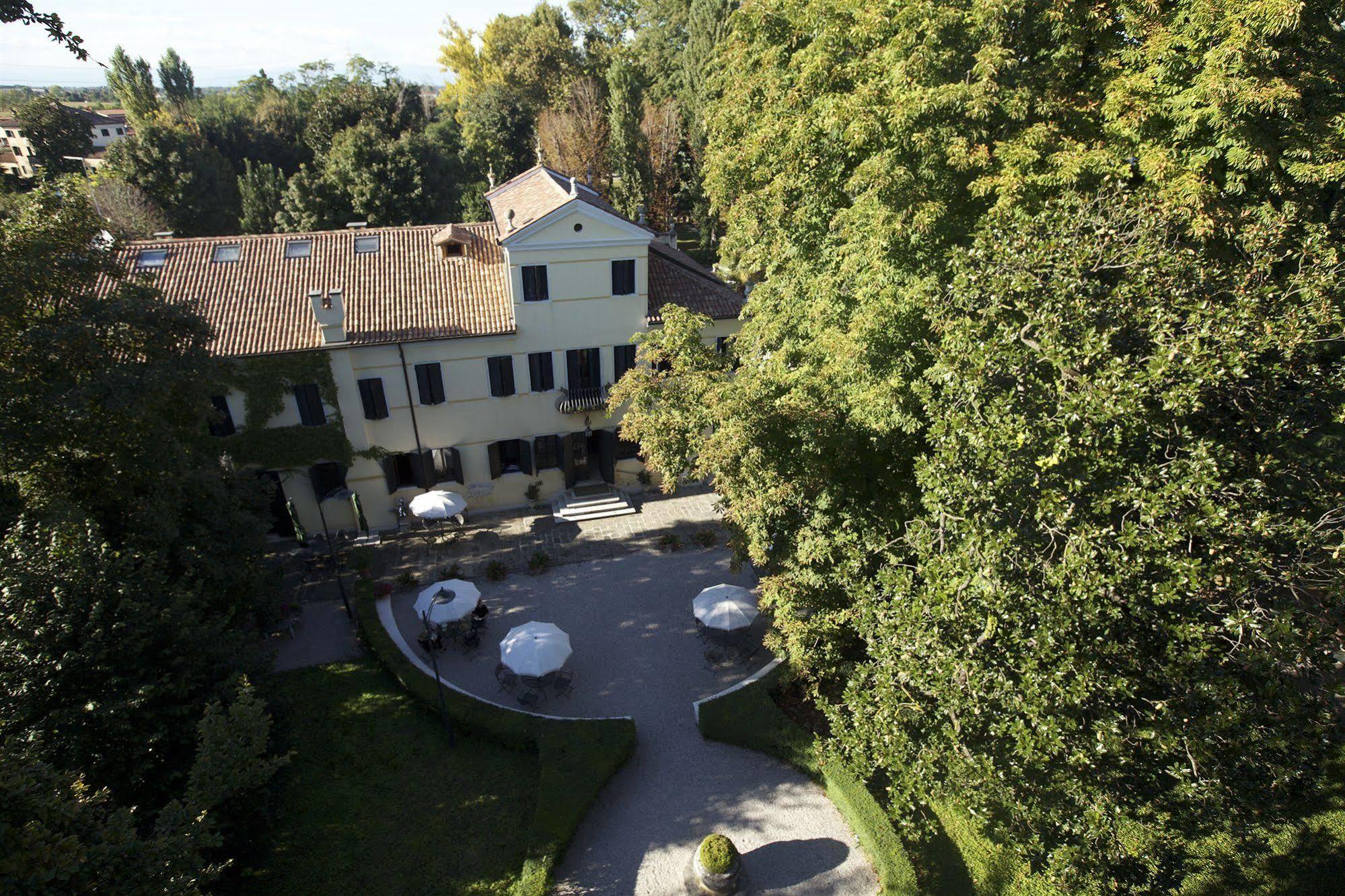 Villa Alberti 돌로 외부 사진